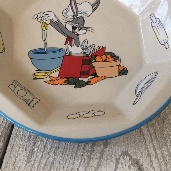 Warner Bros. 1995 Bugs Bunny Pie Plate - Picture 5 of 8